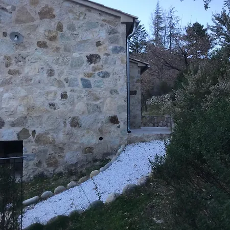 Dhotes Corse 3* Venaco (Corsica)