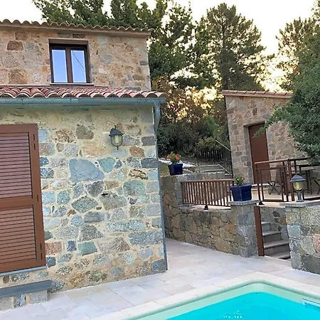 Dhotes Corse 3* Venaco (Corsica)