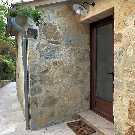 Dhotes Corse 3* Venaco (Corsica)