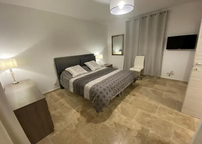 住宿加早餐酒店 Dhotes Corse